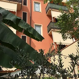 Gloria Montecatini Terme